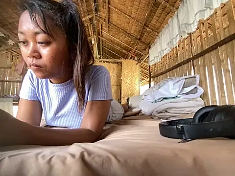 Juliet_official_pro webcam