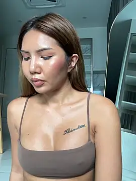 Alittleasiangirl webcam