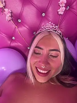 ManuelaVeeleez webcam