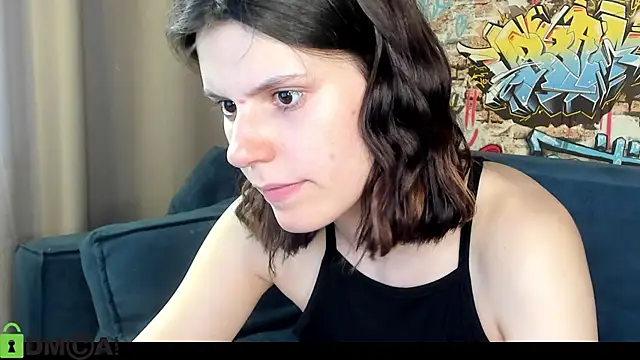 Kira_Be11 webcam