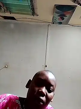 Prettyvillah_ webcam