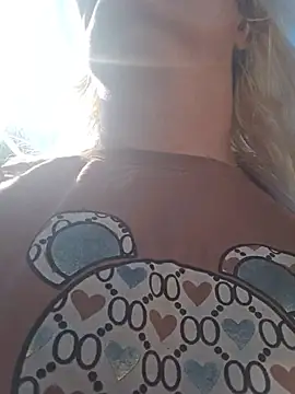 LadyTouch webcam