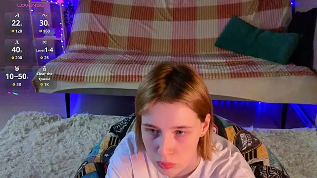 two_gerls_here webcam