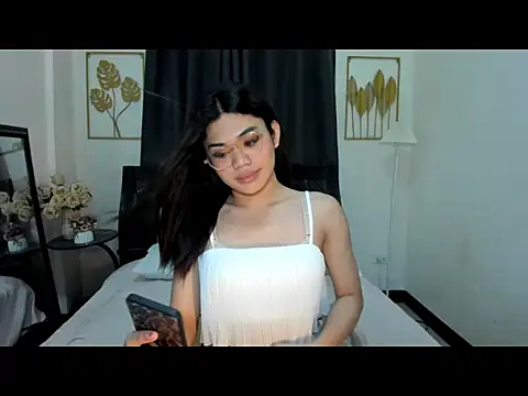 sugarbabeMIKKA webcam