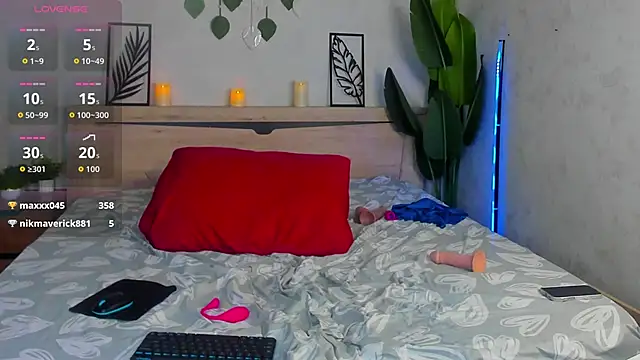 Alicia_Hars webcam