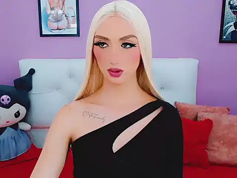 shantal_gil live cam on StripChat