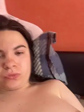 Watch HellaReousx live on EroticFlix - High definition streams