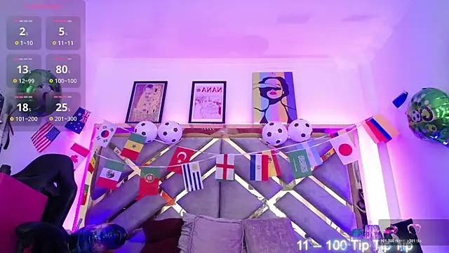 Lizza_Jones webcam