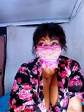 ChubbyQueensXX25 webcam