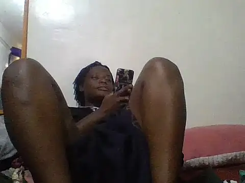 yourdreamgirlT webcam