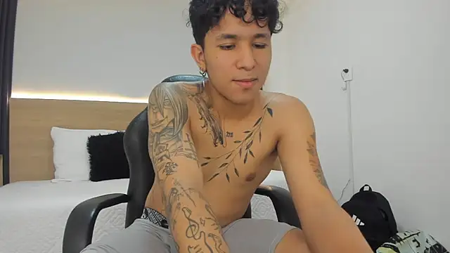Liam__fox webcam