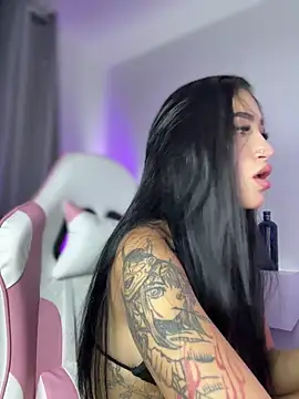 Babyygirl__ webcam