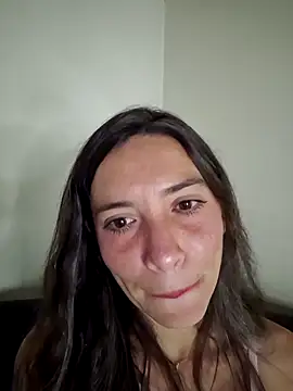 loveuu-bae webcam