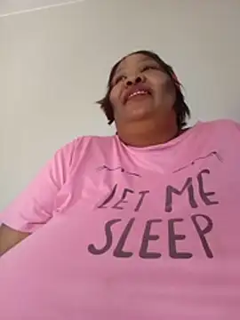 nancy111 (F milf) - Make me squit and cum on my toy