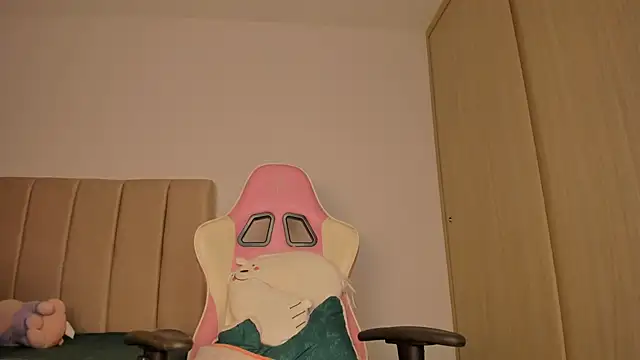 isa_bunny webcam