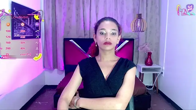 luisa__torres webcam