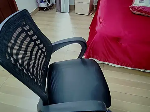 Makemypussysquirt-tsunami webcam