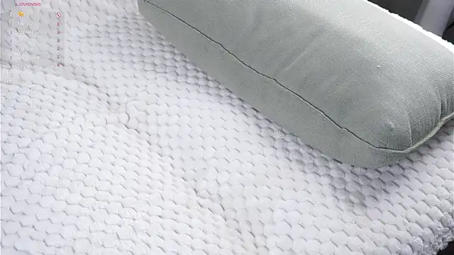caseymulders (F young) - naked back moves like a snake from plesu