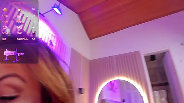 chantall1375 live cam on StripChat