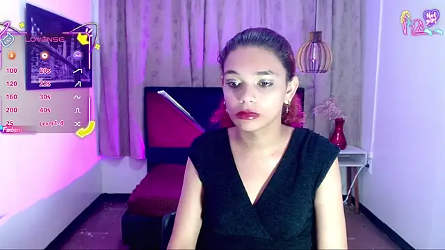 luisa__torres webcam