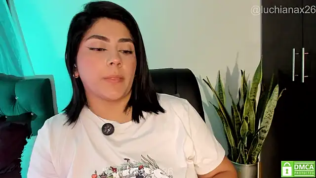 lucy26_ webcam