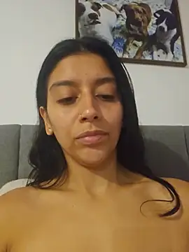 BrittanyDiaz live cam on StripChat