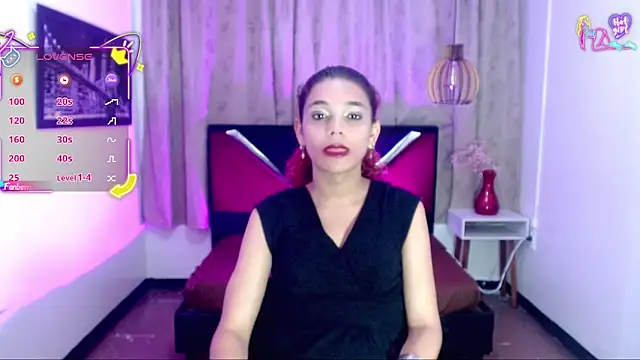 luisa__torres webcam