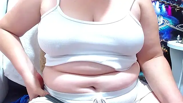 tila_nastyy webcam