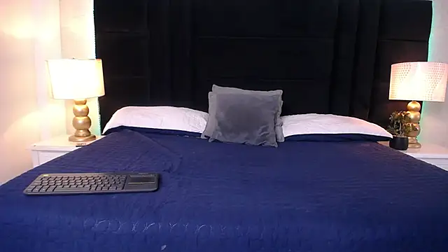 SkylerBigxxx webcam