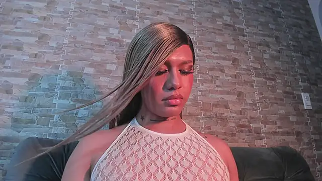 Dreams_Chloe webcam