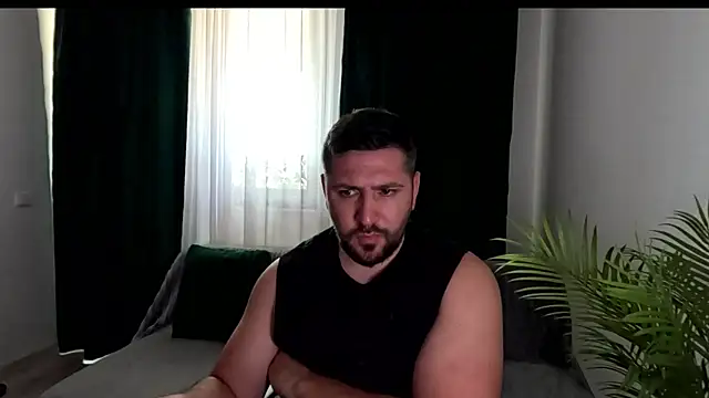Gold_Alpha_Boy webcam