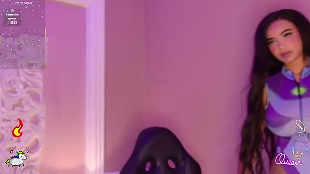 MalaikaBrown webcam