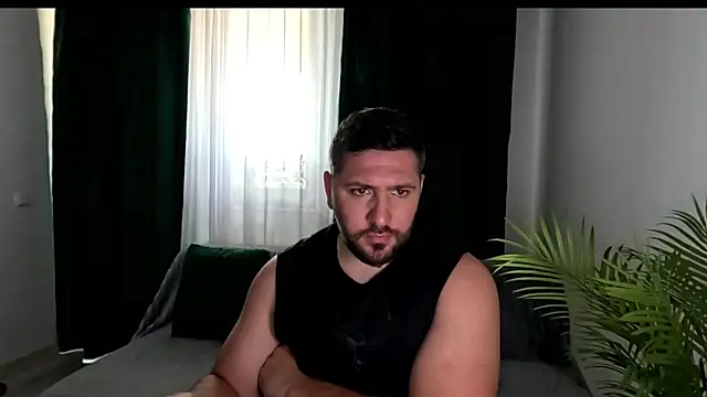 Gold_Alpha_Boy webcam