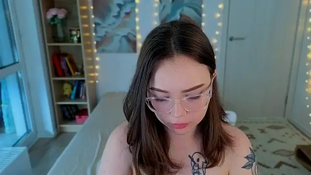 MilenaSaint webcam