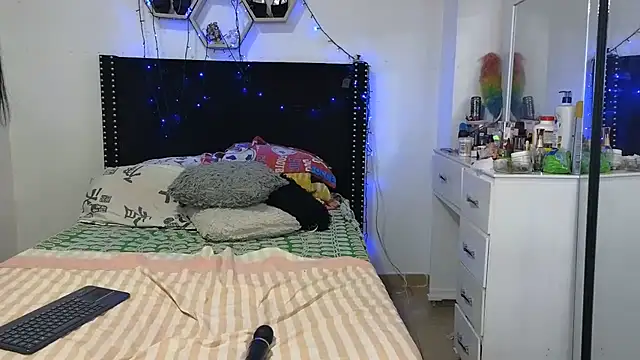 charlotte_077 webcam