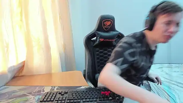 iliaskrislove webcam