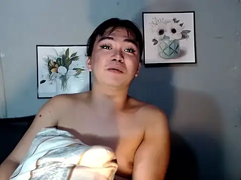 Asianblk_barbiedoll webcam