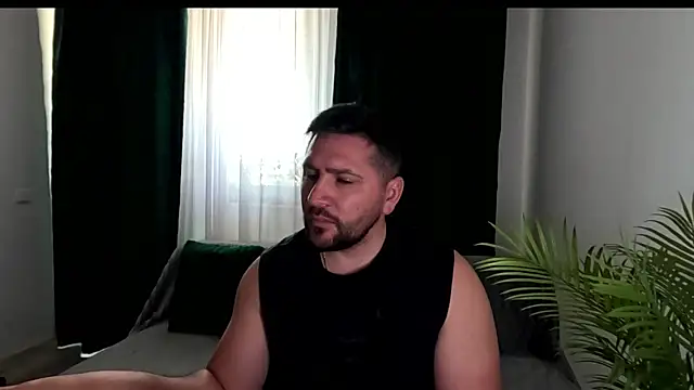 Gold_Alpha_Boy webcam