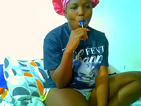 SweetHoney21_ webcam