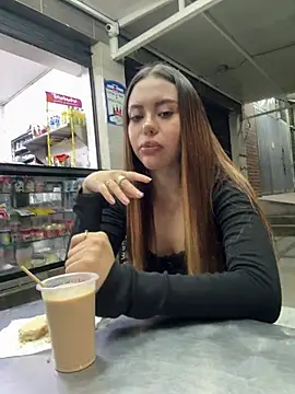 lindaandtony