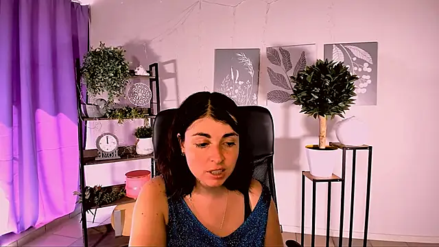 MartaEdams webcam