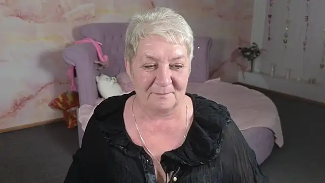 poppy_pulse - Poppy_Pulse's free webcam - UK Sex Cams