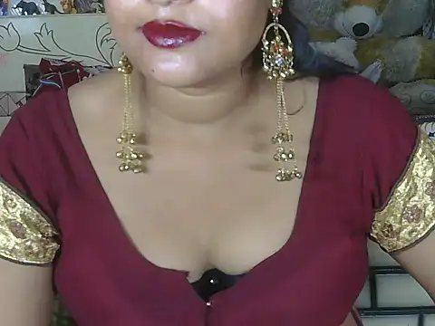 hotee_bhabi live cam on StripChat