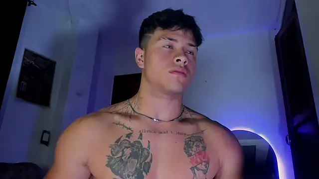 Dominic_Biker__ webcam
