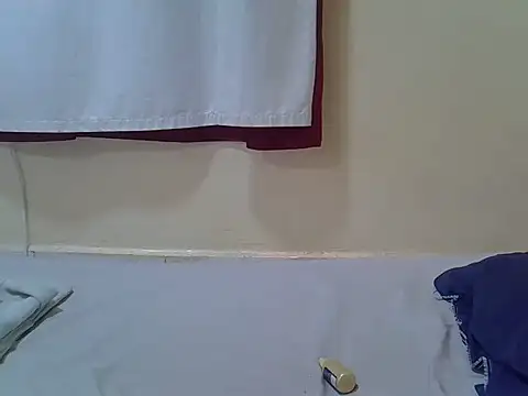 Sweet_chico2 live cam on StripChat
