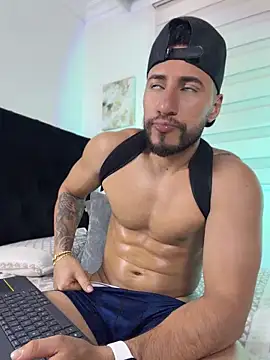 Thiago_Hill webcam