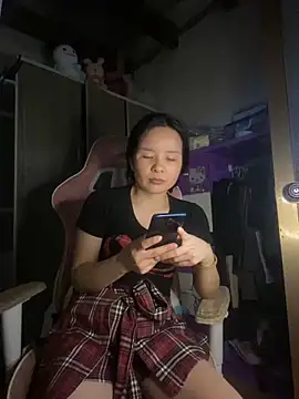 Ivy_Trix2 webcam