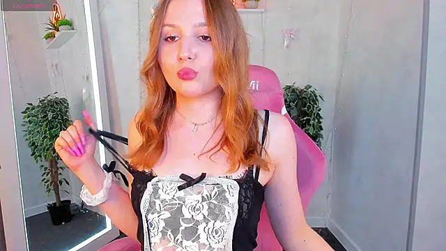 Emmaa_Kimm webcam