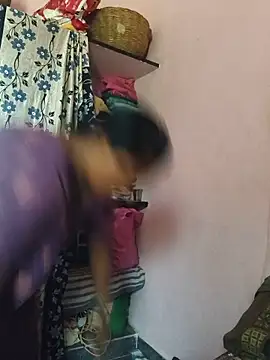 CuteTamizhachi webcam