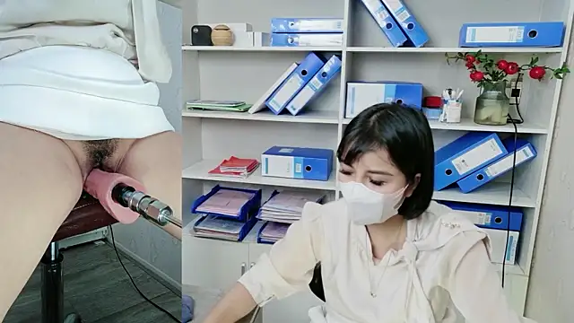 Julie-Rosee webcam